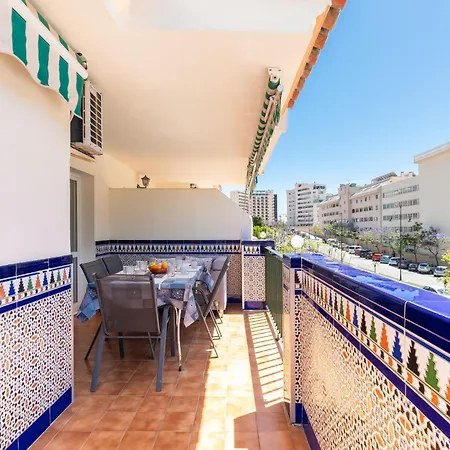 Apartament Torreblanca, *